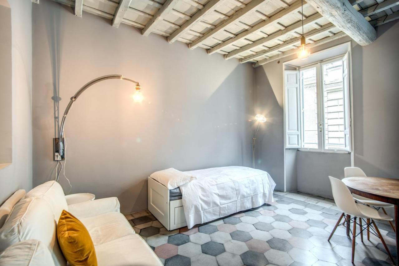 Stylish And Spacious Apartment Next To The Colosseum Rom Exterior foto